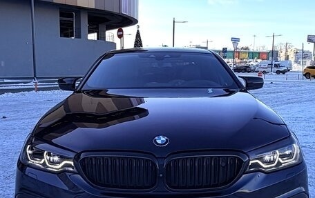 BMW 5 серия, 2019 год, 5 100 000 рублей, 2 фотография