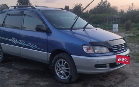 Toyota Ipsum II, 1998 год, 480 000 рублей, 4 фотография