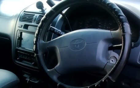 Toyota Ipsum II, 1998 год, 480 000 рублей, 10 фотография