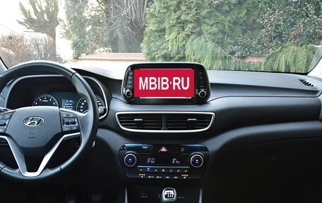 Hyundai Tucson III, 2020 год, 2 000 000 рублей, 19 фотография