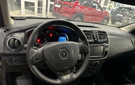 Renault Sandero II рестайлинг, 2016 год, 795 000 рублей, 19 фотография