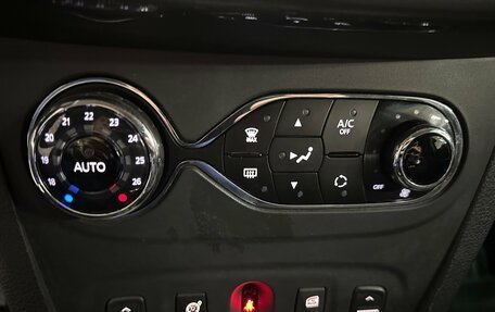 Renault Sandero II рестайлинг, 2016 год, 795 000 рублей, 28 фотография