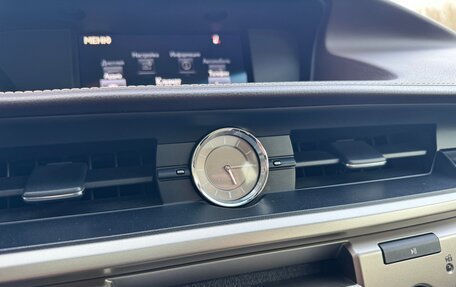 Lexus ES VII, 2016 год, 3 950 000 рублей, 30 фотография