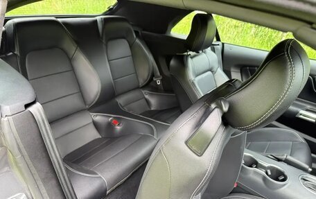 Ford Mustang VI рестайлинг, 2021 год, 4 999 999 рублей, 8 фотография