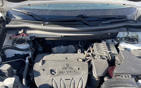 Mitsubishi Outlander III рестайлинг 3, 2021 год, 3 000 000 рублей, 6 фотография