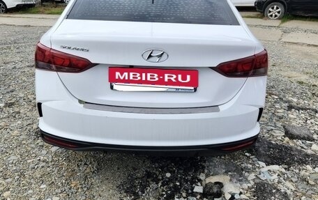 Hyundai Solaris II рестайлинг, 2022 год, 1 200 000 рублей, 6 фотография