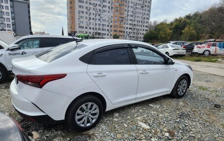 Hyundai Solaris II рестайлинг, 2022 год, 1 200 000 рублей, 5 фотография