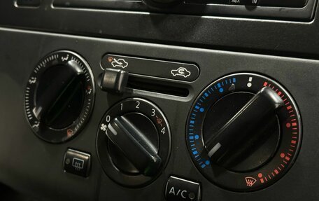 Nissan Tiida, 2011 год, 699 900 рублей, 6 фотография