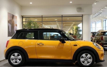 MINI Hatch, 2017 год, 1 750 000 рублей, 4 фотография