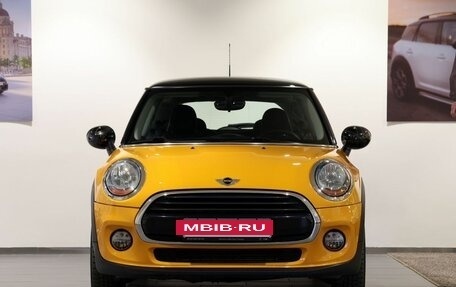 MINI Hatch, 2017 год, 1 750 000 рублей, 2 фотография