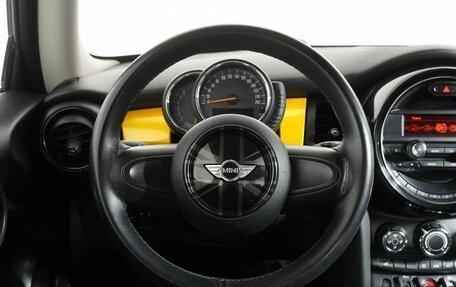 MINI Hatch, 2017 год, 1 750 000 рублей, 18 фотография