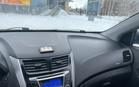 Hyundai Solaris II рестайлинг, 2012 год, 780 000 рублей, 8 фотография