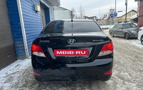 Hyundai Solaris II рестайлинг, 2012 год, 780 000 рублей, 4 фотография