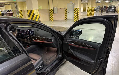 BMW 5 серия, 2021 год, 6 200 000 рублей, 17 фотография