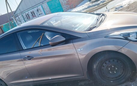 Hyundai Elantra V, 2015 год, 1 300 000 рублей, 2 фотография