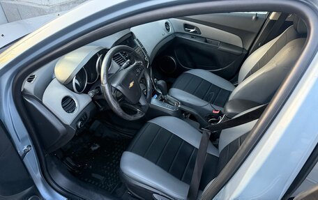 Chevrolet Cruze II, 2011 год, 500 000 рублей, 15 фотография