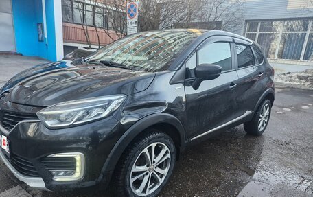 Renault Kaptur I рестайлинг, 2017 год, 1 350 000 рублей, 3 фотография