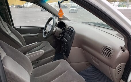 Chrysler Voyager IV, 2001 год, 325 000 рублей, 14 фотография