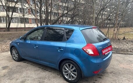 KIA cee'd I рестайлинг, 2011 год, 640 000 рублей, 2 фотография