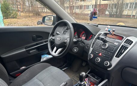 KIA cee'd I рестайлинг, 2011 год, 640 000 рублей, 7 фотография