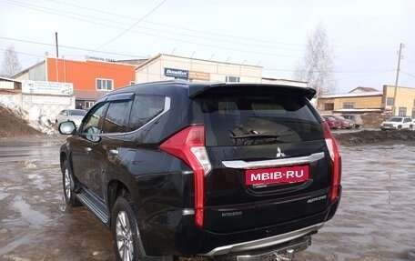 Mitsubishi Pajero Sport III рестайлинг, 2020 год, 3 500 000 рублей, 5 фотография