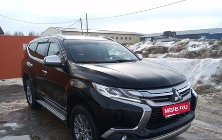 Mitsubishi Pajero Sport III рестайлинг, 2020 год, 3 500 000 рублей, 2 фотография