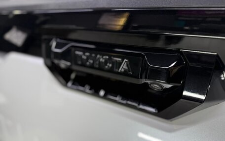 Toyota Tundra, 2023 год, 9 090 000 рублей, 13 фотография