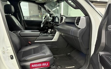 Toyota Tundra, 2023 год, 9 090 000 рублей, 23 фотография