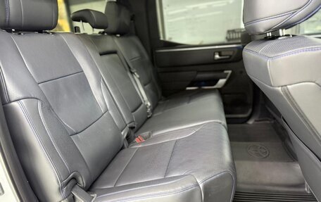 Toyota Tundra, 2023 год, 9 090 000 рублей, 24 фотография