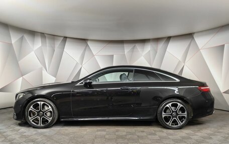 Mercedes-Benz E-Класс, 2019 год, 4 795 000 рублей, 5 фотография