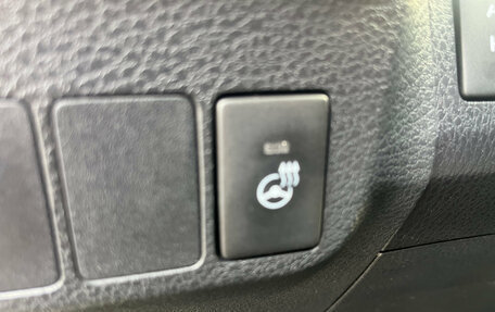 Toyota RAV4, 2018 год, 2 650 000 рублей, 13 фотография