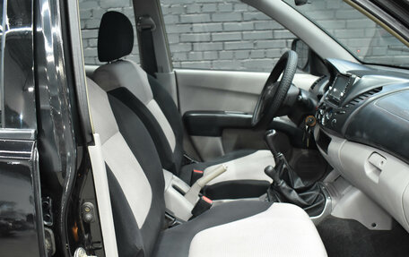 Mitsubishi L200 IV рестайлинг, 2008 год, 960 000 рублей, 9 фотография