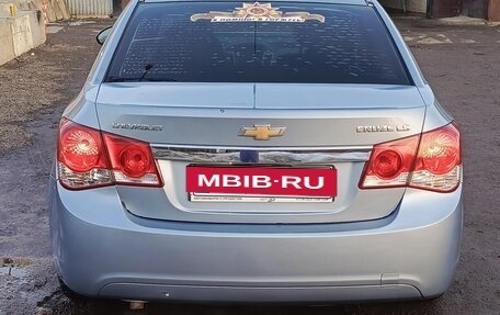 Chevrolet Cruze II, 2011 год, 670 000 рублей, 7 фотография