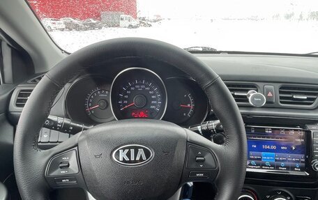KIA Rio III рестайлинг, 2015 год, 1 150 000 рублей, 27 фотография