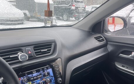 KIA Rio III рестайлинг, 2015 год, 1 150 000 рублей, 28 фотография