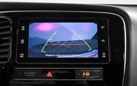 Mitsubishi Outlander III рестайлинг 3, 2018 год, 2 399 000 рублей, 17 фотография