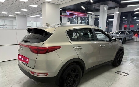 KIA Sportage IV рестайлинг, 2017 год, 1 999 000 рублей, 4 фотография