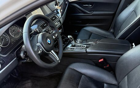 BMW 5 серия, 2013 год, 1 800 000 рублей, 11 фотография