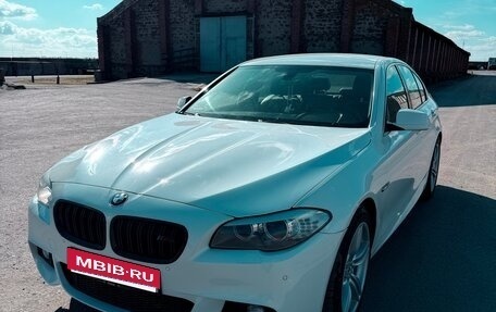 BMW 5 серия, 2013 год, 1 800 000 рублей, 32 фотография