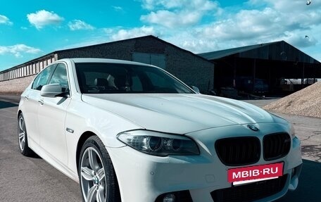 BMW 5 серия, 2013 год, 1 800 000 рублей, 24 фотография