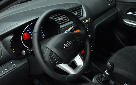 KIA Rio III рестайлинг, 2013 год, 800 000 рублей, 15 фотография