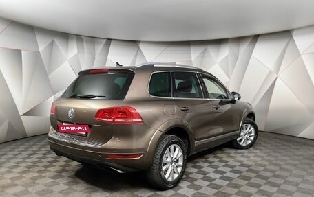 Volkswagen Touareg III, 2012 год, 2 255 000 рублей, 2 фотография