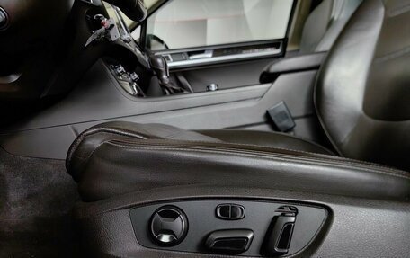 Volkswagen Touareg III, 2012 год, 2 255 000 рублей, 22 фотография