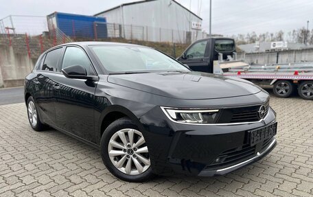 Opel Astra, 2022 год, 2 350 000 рублей, 3 фотография