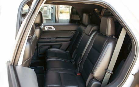 Ford Explorer VI, 2014 год, 1 435 000 рублей, 18 фотография