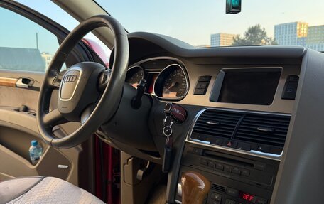 Audi Q7, 2007 год, 2 000 000 рублей, 24 фотография