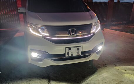 Honda Stepwgn IV, 2015 год, 1 890 000 рублей, 11 фотография