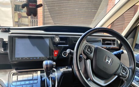 Honda Stepwgn IV, 2015 год, 1 890 000 рублей, 21 фотография