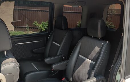 Honda Stepwgn IV, 2015 год, 1 890 000 рублей, 24 фотография