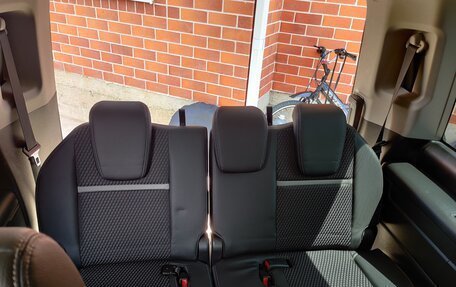 Honda Stepwgn IV, 2015 год, 1 890 000 рублей, 37 фотография